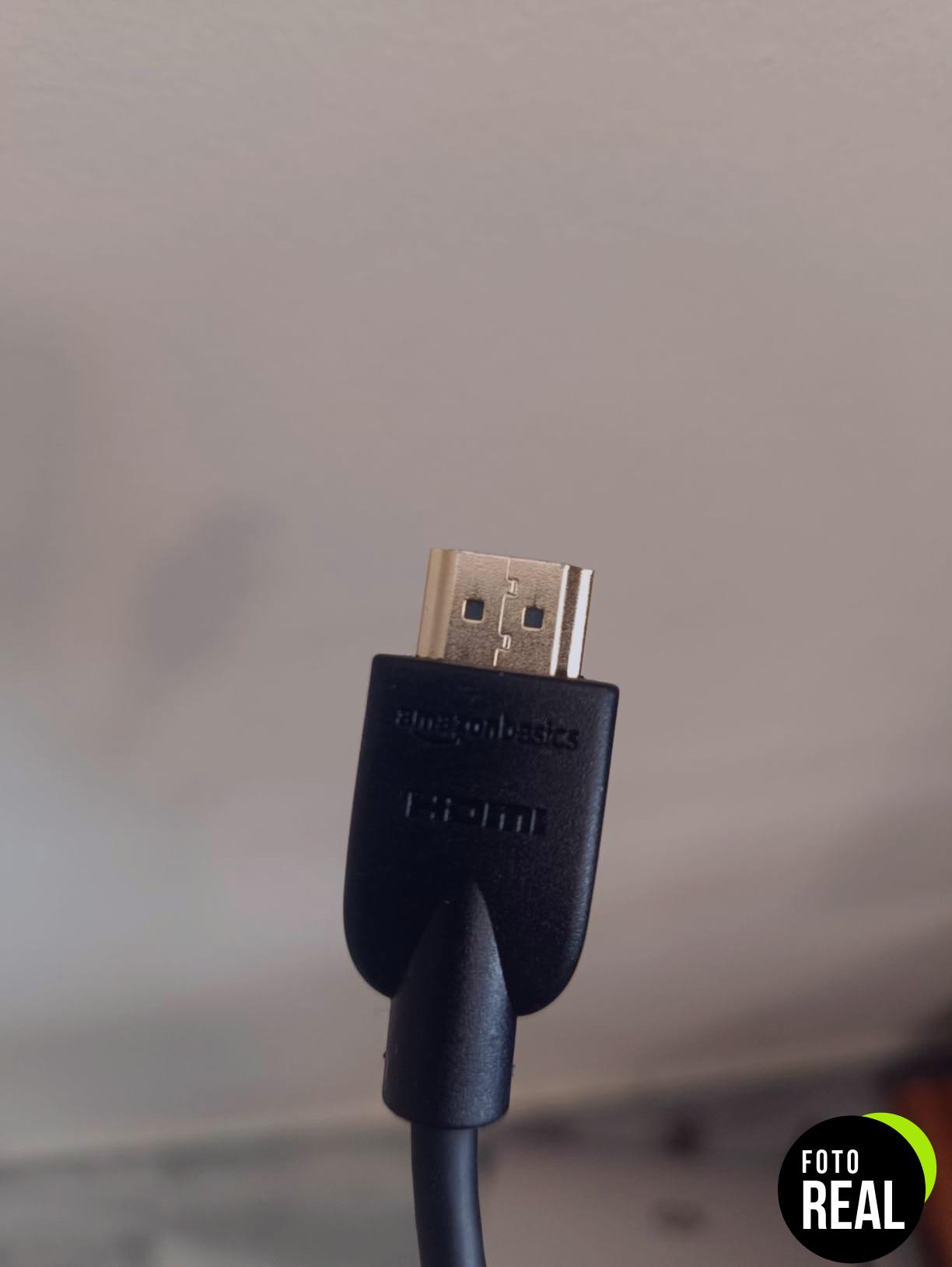 amazon-basics-cable-hdmi-1-8m-4k-18gbps-foto-1