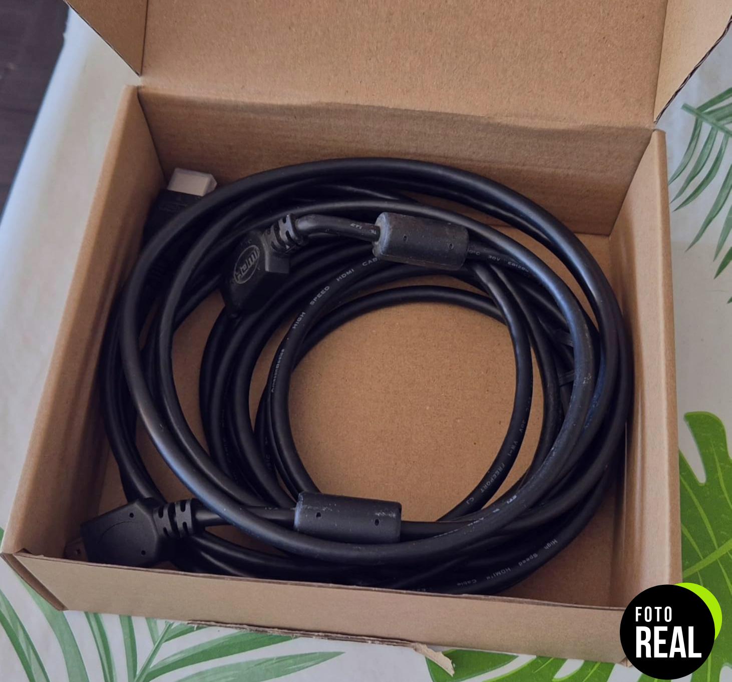 amazon-basics-cable-hdmi-1-8m-4k-18gbps-foto-2