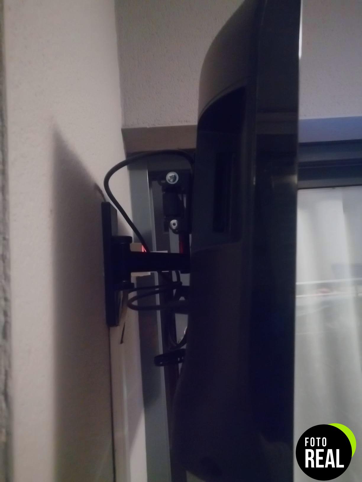 amazon-basics-soporte-tv-30-40-pulgadas-foto-2