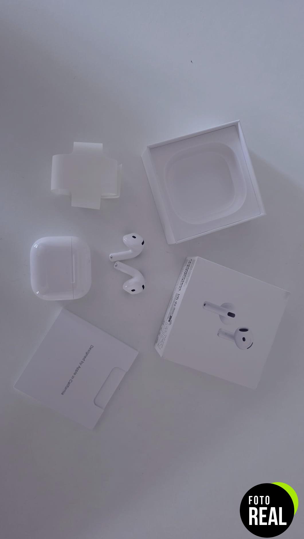 apple-airpods-4-auriculares-bluetooth-cancelacion-ruido-foto-1