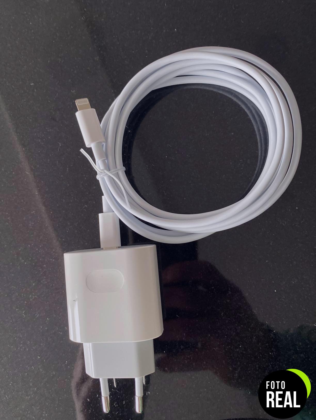 cargador-iphonerapido-25w-2m-cable-foto-3