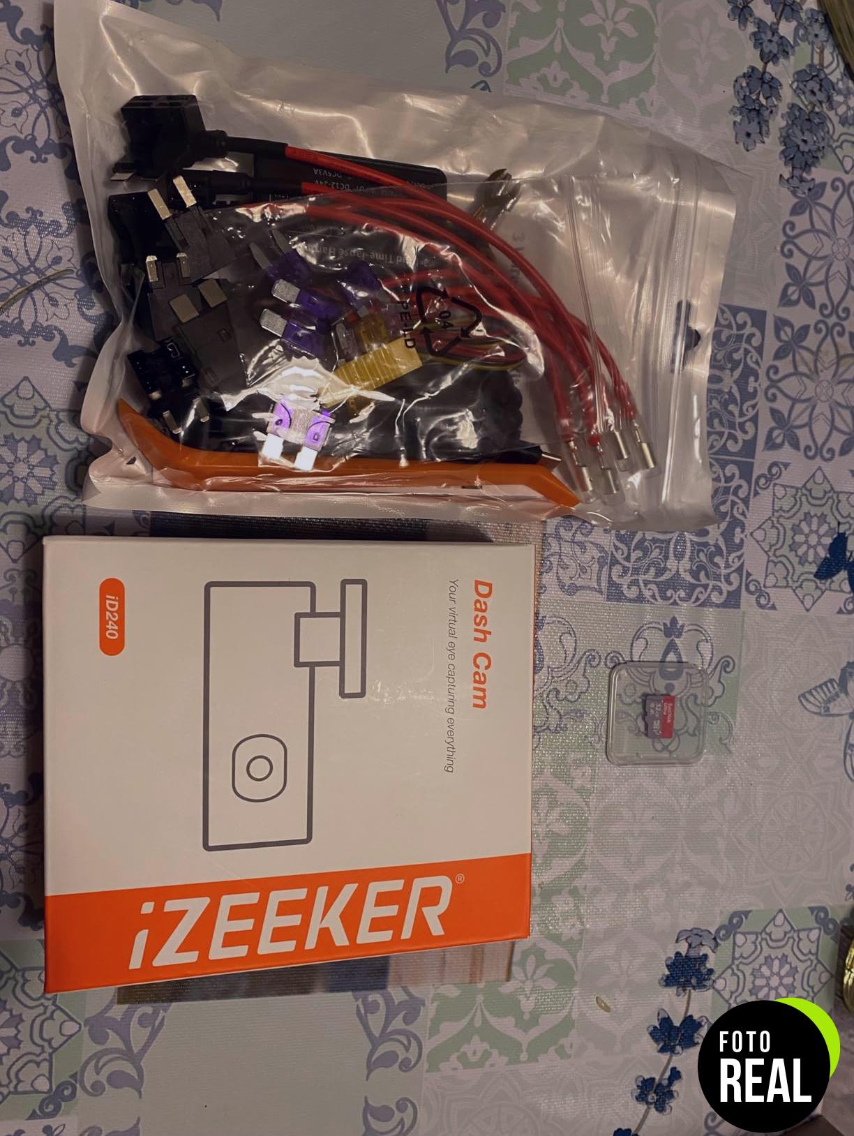 izeeker-dashcam-2-5k-coche-foto-1