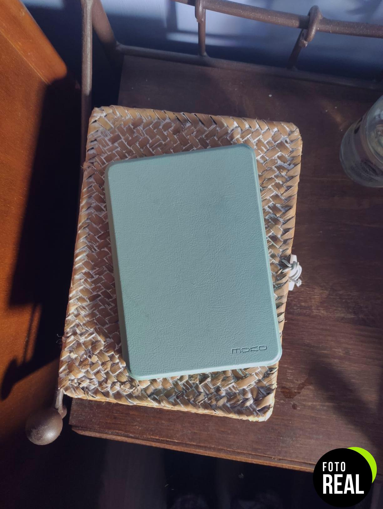 moko-funda-kindle-2024-6inch-matcha-foto-1